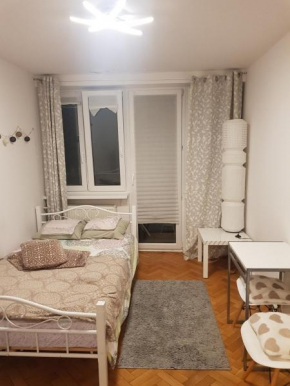 Apartament Plac Trzech Krzyży